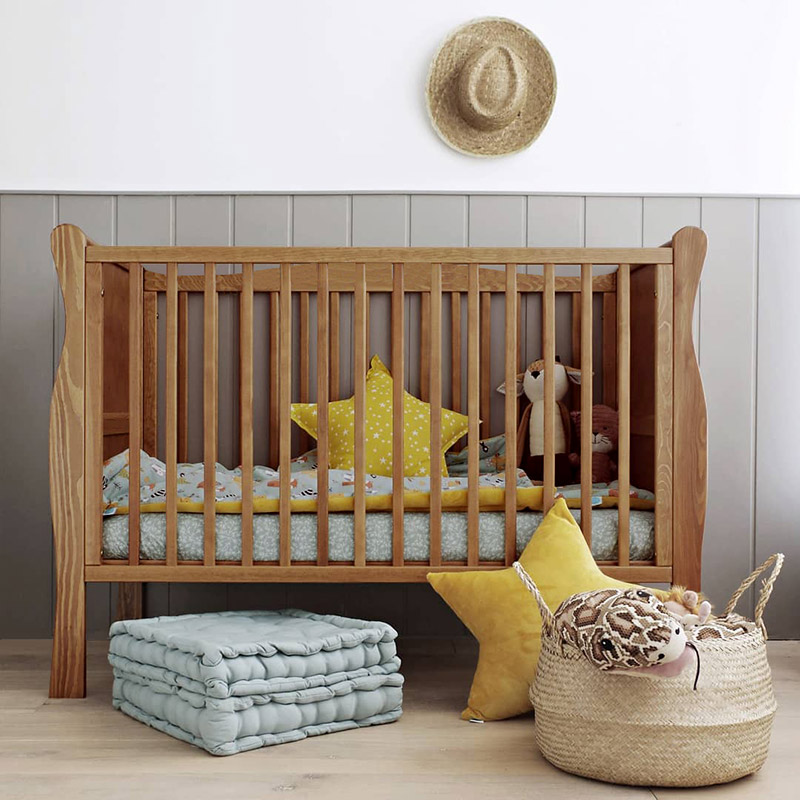 Lit bébé Noble Cot Vintage 120x60 couleur noyer clair