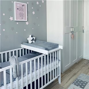 Plan à langer amovible blanc pour lit bébé Stardust Cot 120x60